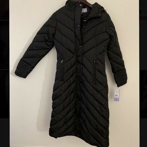 New Women's Maxi Puffer Jacket Size: L/G